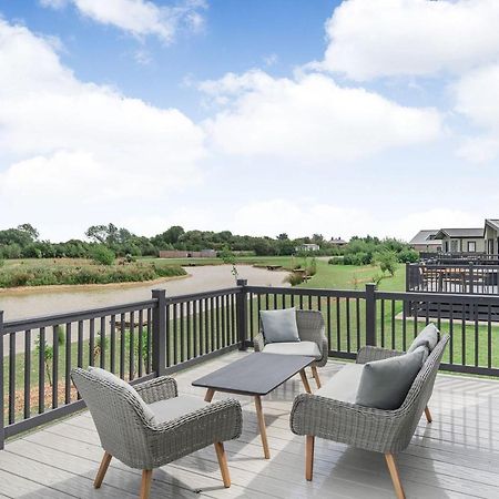 Home Farm Park Lakeside Retreat Burgh le Marsh 객실 사진