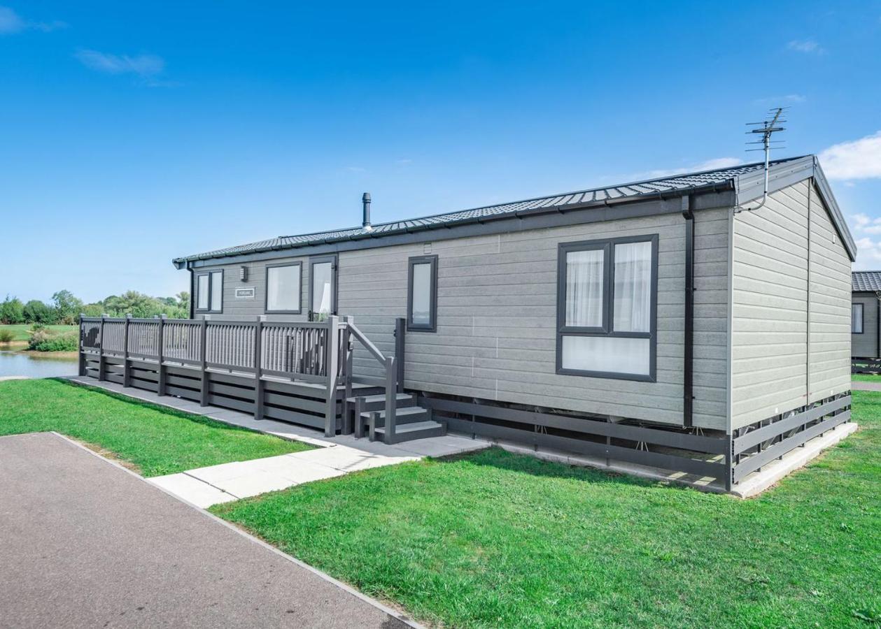 Home Farm Park Lakeside Retreat Burgh le Marsh 객실 사진